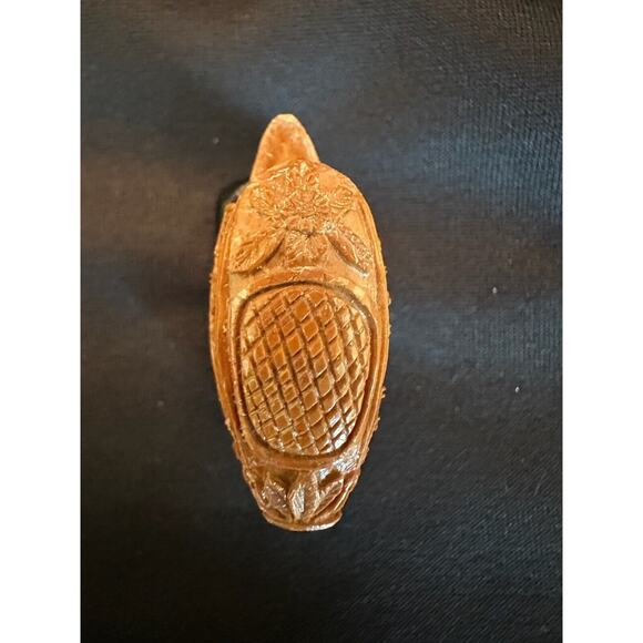 Vintage Asian Carved Olive Fruit Pit Boat‎ Sculpture with Stand Mini Figurine - Picture 5 of 11